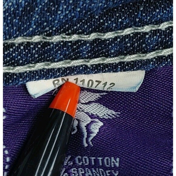 Vigoss Capri Jeans Distressed Rise Blue Denim Juniors Size 9 - Picture 12 of 13